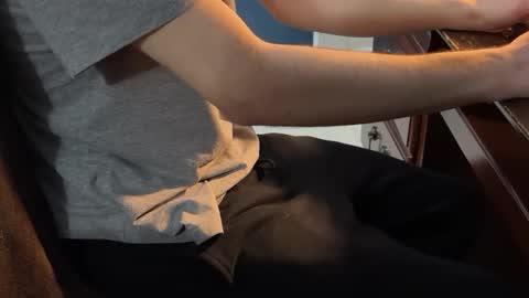 Snapshot of graysoncrimes chatting on February 27, 6:30 pm graysoncrimes online show from February 27, 6:30 pm