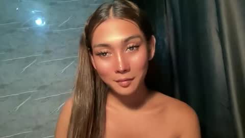 kianna online show from June 11, 5:05 am