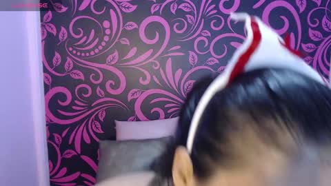 Isabella online show from February 9, 4:40 pm