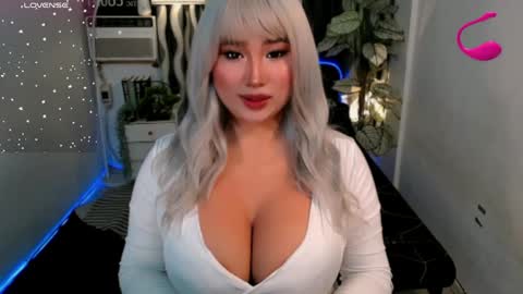 PAULATHEONE online show from May 4, 7:21 pm