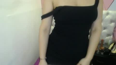 greatass_latina online show from May 9, 11:37 am
