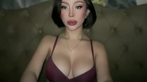 Marie Pelie online show from February 3, 3:59 am