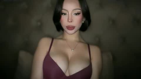 Marie Pelie online show from February 3, 6:40 am