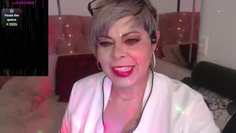 Snapshot of grecia_horny chatting on January 15, 12:58 pm Grecia online show from January 15, 12:58 pm