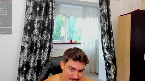 Snapshot of greekgod199 chatting on May 25, 4:18 am greekgod199 online show from May 25, 4:18 am