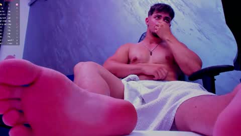 Snapshot of greekgod199 chatting on June 16, 3:58 pm greekgod199 online show from June 16, 3:58 pm