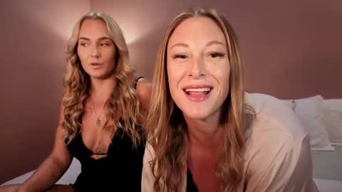 Snapshot of green_eyed_goddess_ chatting on February 17, 2:08 am Green Eyed Goddess online show from February 17, 2:08 am