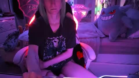 GreenEyedLovexo online show from December 1, 6:29 am