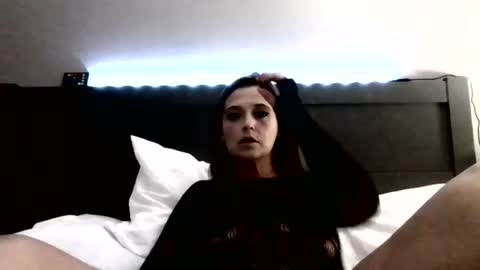 GreenEyedRocker online show from August 2, 5:39 am