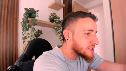 Juan online show from November 22, 8:52 pm