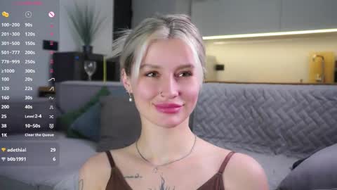 Kelly online show from May 21, 2:24 pm