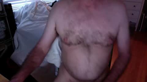 Snapshot of greenpolarbear chatting on January 1, 9:41 pm K online show from January 1, 9:41 pm