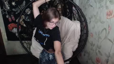 Snapshot of greenwitch9 chatting on September 25, 12:20 pm Lina online show from September 25, 12:20 pm