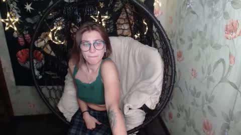 Snapshot of greenwitch9 chatting on September 27, 5:18 pm Lina online show from September 27, 5:18 pm