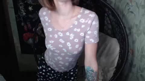 Snapshot of greenwitch9 chatting on October 11, 12:15 pm Lina online show from October 11, 12:15 pm