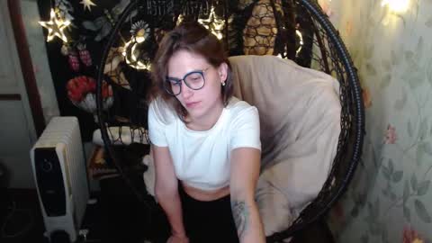 Snapshot of greenwitch9 chatting on October 13, 7:14 pm Lina online show from October 13, 7:14 pm