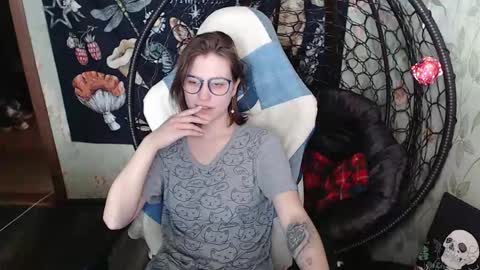 Lina online show from March 20, 9:36 am