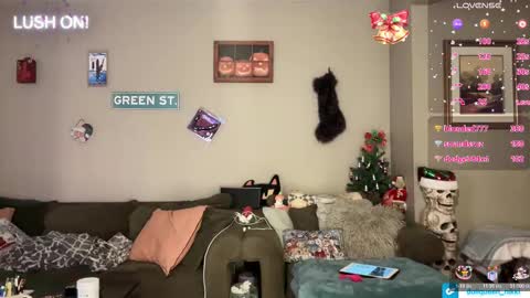 SexQueen Nikki online show from November 30, 5:11 am