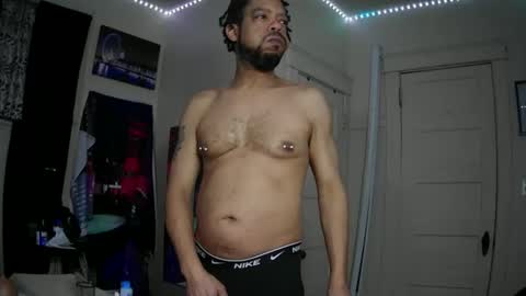 Snapshot of gregnice313 chatting on March 16, 3:23 am NICE and sometimes Savvy online show from March 16, 3:23 am