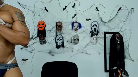 Snapshot of gregoriiandmax chatting on October 22, 2:50 pm Gregori online show from October 22, 2:50 pm