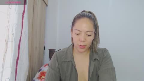 Snapshot of greicylondon chatting on December 25, 7:56 pm grey online show from December 25, 7:56 pm