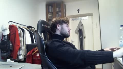 grejto0 online show from December 26, 2:37 pm