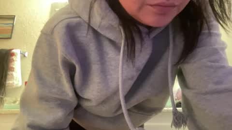 Snapshot of gremirl chatting on January 16, 1:20 am Grem online show from January 16, 1:20 am