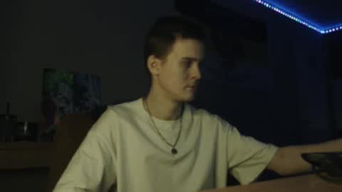 Snapshot of greonn chatting on January 5, 7:49 pm Felix online show from January 5, 7:49 pm