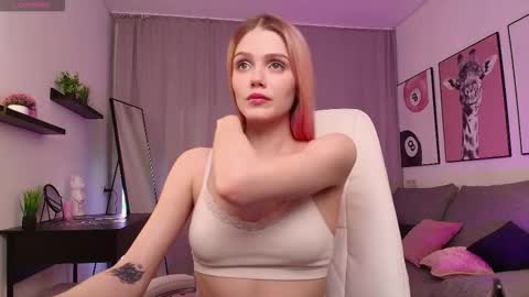 gretchen_mol online show from November 19, 7:41 am