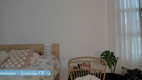 Snapshot of grettabenett_ chatting on December 26, 10:09 pm Gretta online show from December 26, 10:09 pm