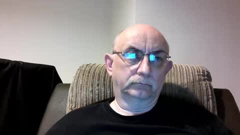 Snapshot of grey_dom chatting on December 12, 10:20 pm Master Sir online show from December 12, 10:20 pm