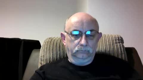 Snapshot of grey_dom chatting on December 23, 10:44 pm Master Sir online show from December 23, 10:44 pm