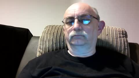 Snapshot of grey_dom chatting on January 5, 10:19 pm Master Sir online show from January 5, 10:19 pm
