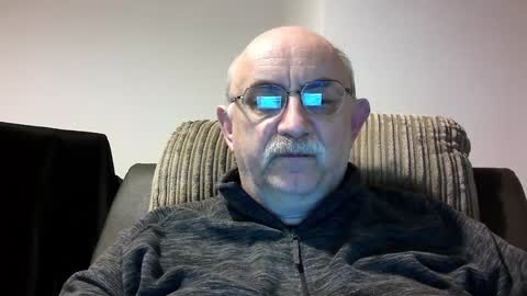 Snapshot of grey_dom chatting on January 8, 9:23 pm Master Sir online show from January 8, 9:23 pm