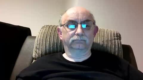 Snapshot of grey_dom chatting on February 16, 11:37 pm Master Sir online show from February 16, 11:37 pm