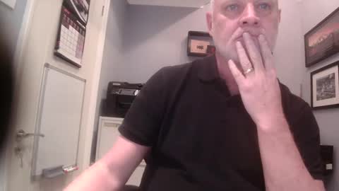 Snapshot of greyfox_6000 chatting on February 10, 4:36 pm greyfox_6000 online show from February 10, 4:36 pm
