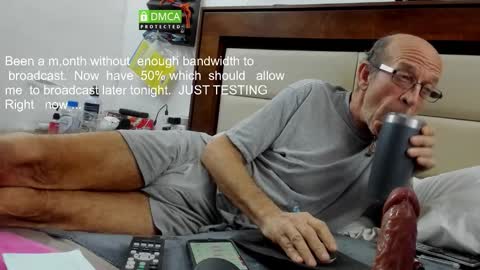 Snapshot of greyishere chatting on March 2, 11:33 pm Grey. If viewing your cam I am more likely to stay if you show your face. online show from March 2, 11:33 pm