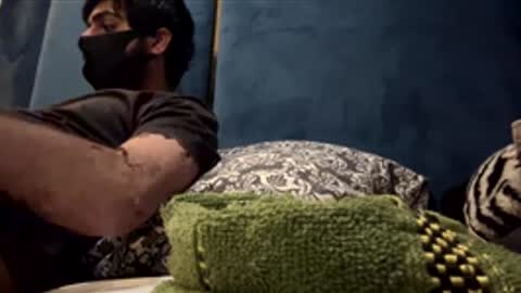 Snapshot of greymen2020 chatting on November 30, 7:01 am greymen2020 online show from November 30, 7:01 am