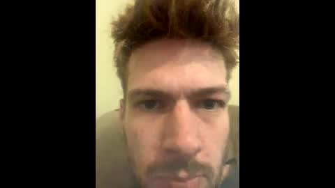 Snapshot of greyvan96 chatting on October 28, 7:27 pm Perfectlyaveragesavage online show from October 28, 7:27 pm