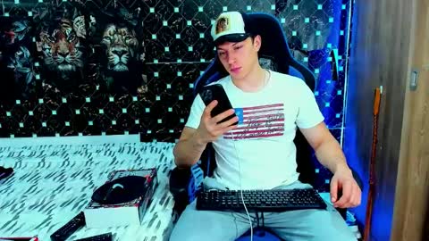 Snapshot of griego01 chatting on May 29, 5:05 am griego01 online show from May 29, 5:05 am