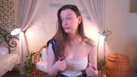 Gwen online show from February 23, 4:10 am