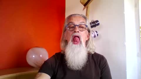 Grybear online show from October 4, 9:40 am