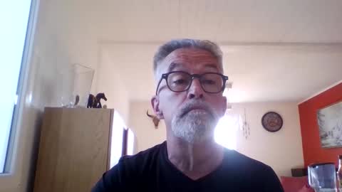 Grybear online show from May 11, 6:19 am