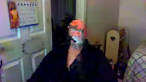 Snapshot of gtnolder60 chatting on January 12, 12:33 pm Gary online show from January 12, 12:33 pm