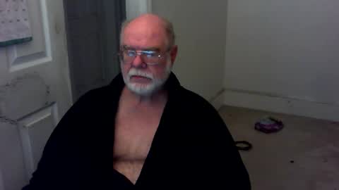 Snapshot of gtnolder60 chatting on September 16, 10:49 am Gary online show from September 16, 10:49 am