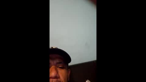 Snapshot of gu34502391523 chatting on May 23, 5:56 am gu345023 online show from May 23, 5:56 am