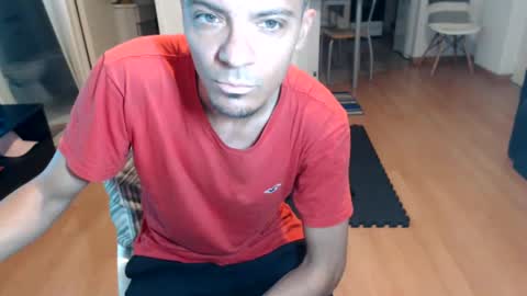 guachin_new online show from November 2, 8:22 pm