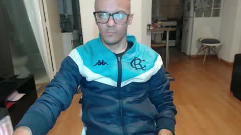 guachin_new online show from May 6, 3:57 am