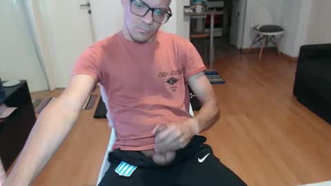 guachin_new online show from May 16, 10:52 pm