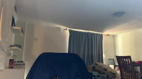 guardiannif_ online show from February 3, 3:27 pm